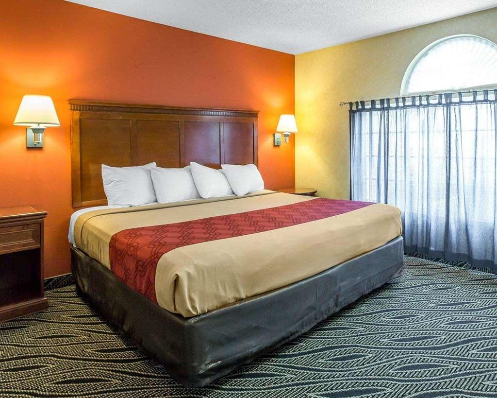 Econo Lodge Hesperia - Victorville I-15 Habitación foto